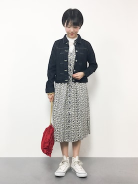 「AZUL ENCANTO（アズールエンカント）のアイテム（ジャケット/アウター）」を使った、まるさん（レディース・161cm）の春コーディネート