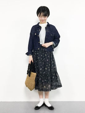 「ペーパーバッグ」｜「アイテム（デニムジャケット）」を使った、まるさん（レディース・161cm）の春コーディネート