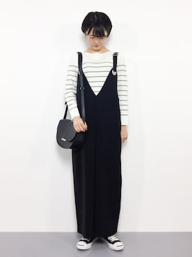 「リブニット」｜「アイテム（つなぎ/オールインワン）」を使った、まるさん（レディース・161cm）の秋コーディネート
