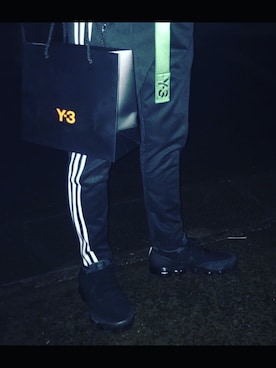 「Y-3（ワイスリー）のアイテム（その他）」を使った、Koutaroさん（メンズ・185cm）の冬コーディネート