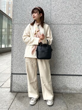 バンダナ スカーフを使った オールホワイト のレディース人気ファッションコーディネート Wear