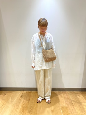 「URBAN RESEARCH DOORS（アーバンリサーチドアーズ）のペーパープレーンショルダーバッグ（ショルダーバッグ）」を使った、suzuki122さん（レディース・164cm）の夏コーディネート