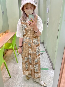 ドレス ベージュ系 を使った人気ファッションコーディネート Wear