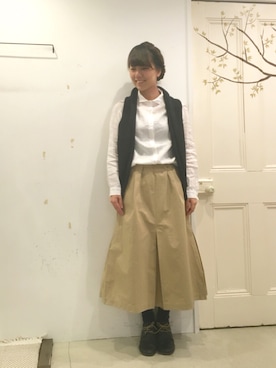 「Blute（ブリューテ）のアイテム」を使った、YARRAdouxbleu三宮店さん（レディース・156cm）の冬コーディネート