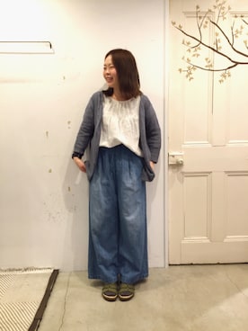 「caqu（サキュウ）のアイテム」を使った、YARRAdouxbleu三宮店さん（レディース・154cm）の春コーディネート