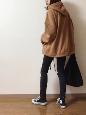 「ZARA（ザラ）のアイテム（パーカー、ブラウン系）」を使った、dxさん（レディース・163cm）の冬コーディネート