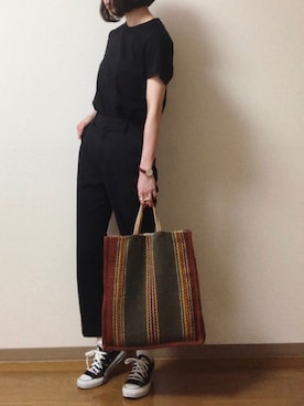 「UNIQLO（ユニクロ）のクルーネックT（半袖）（Tシャツ/カットソー、ブラック系）」を使った、dxさん（レディース・163cm）の夏コーディネート