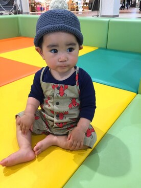 「セレクトショップのアイテム（サロペット/オーバーオール、ベージュ系）」を使った、yuit☺︎nさん（キッズ・80cm）の春コーディネート