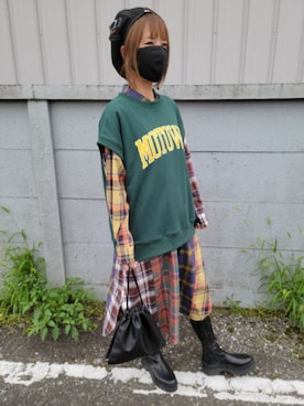 「RODEO CROWNS WIDE BOWL（ロデオクラウンズワイドボウル）のアイテム（ハンチング/ベレー帽）」を使った、しぃさん（レディース・164cm）の秋コーディネート