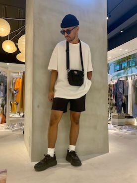 「JOINT WORKS（ジョイントワークス）のアイテム（バッグ）」を使った、TAKESHIさん（メンズ・178cm）の春コーディネート