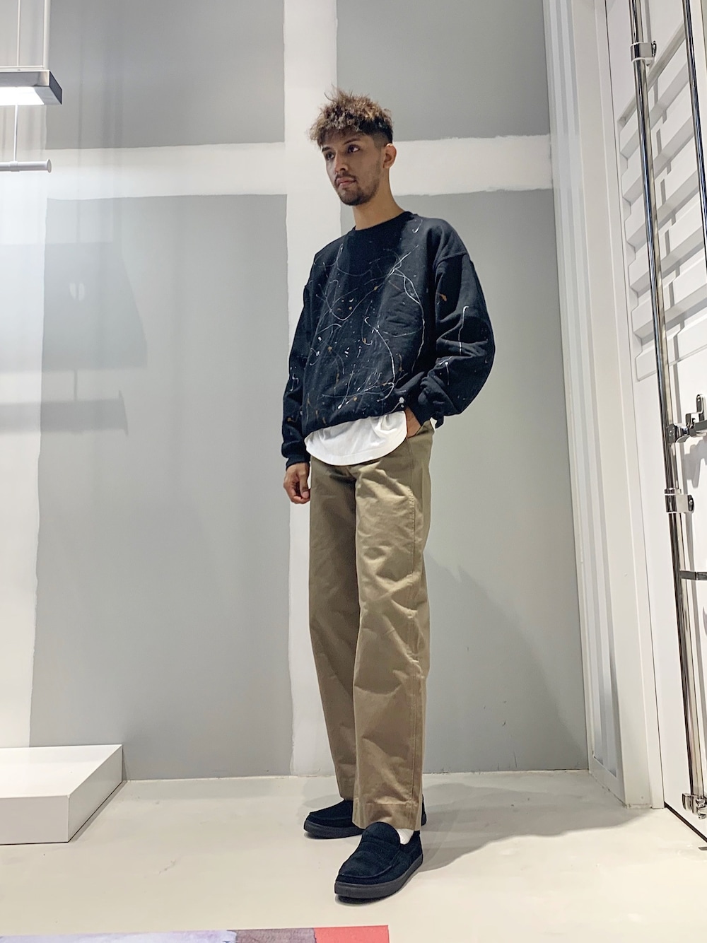 「秋冬コーデ、秋コーデ、SUNNY SPORTS、jointworks、ビッグシルエット、黒、トレーナー、ららぽーとTOKYO-BAY、新宿、ストリート」｜「JOINT WORKSのアイテム（その他、その他）」を使った、TAKESHIさん（メンズ・178cm）の秋コーディネートの1枚目の写真