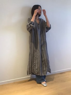 「M（MAISON DE REEFUR)（エム）のストライプ ワンピース（ワンピース、パープル系）」を使った、AIRI KAWASAKIさん（レディース・166cm）の春コーディネート