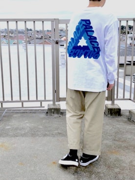 「palace」｜「アイテム（チノパンツ）」を使った、たっかさん（メンズ・174cm）の秋コーディネート