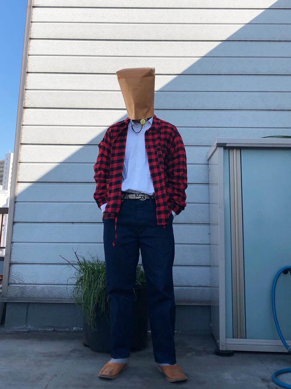 「TUKIのアイテム（デニムパンツ、ブルー系）」を使った、iq8qo1c0さん（メンズ・174cm）の冬コーディネートの1枚目の写真