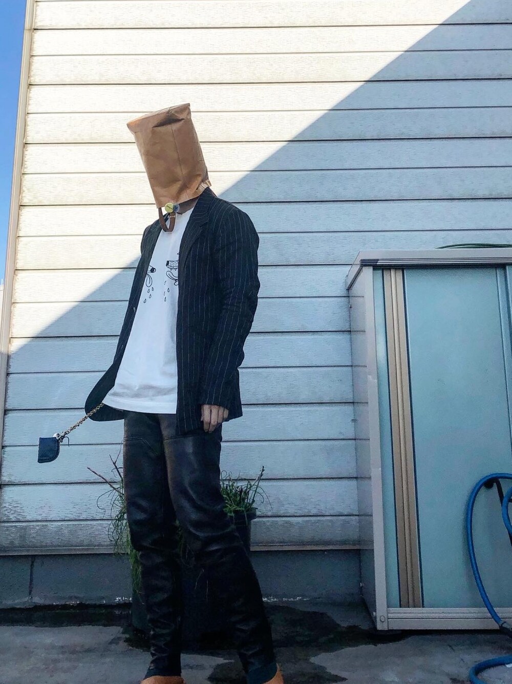 「BRUNABOINNEのアイテム（その他パンツ、ブラック系）」を使った、iq8qo1c0さん（メンズ・174cm）の冬コーディネートの1枚目の写真