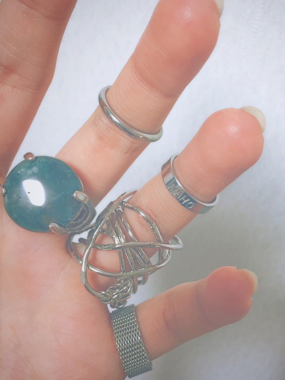 「handmade、RING、Accessories、silver」｜「Handmadeのアイテム（リング、グリーン系）」を使った、nahoさん（レディース・161cm）の秋コーディネートの1枚目の写真