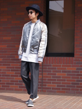 COMME des GARCONS SHIRTのブルゾンを使った人気ファッション