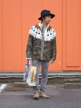 「アイテム（ミリタリージャケット）」を使った、UNDERPASSさん（メンズ・172cm）の秋コーディネート