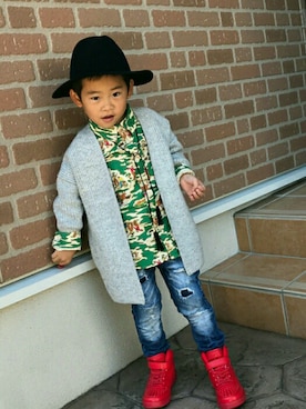 「AZUL（アズール）のアイテム（アクセサリー）」を使った、まいにゃんさん（キッズ・110cm）の冬コーディネート