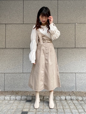 「GRL（グレイル）のアイテム（ジャンパースカート）」を使った、yuriさん（レディース・160cm）の春コーディネート