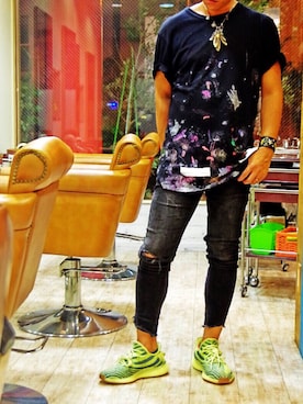 「アイテム（スニーカー、イエロー系）」を使った、mar-☆さん（メンズ・170cm）の秋コーディネート