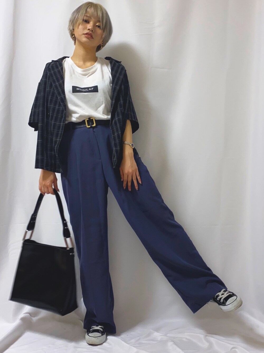 「今日のコーデ、オトナカジュアル、大人女子、通勤コーデ、半袖ジャケット、ジャケットスタイル、Tシャツコーデ、プチプラコーデ、韓国ファッション、スニーカー」｜「GRLのアイテム（ジャケット/アウター、ブラック系）」を使った、ヤオさん（レディース・156cm）の夏コーディネートの1枚目の写真