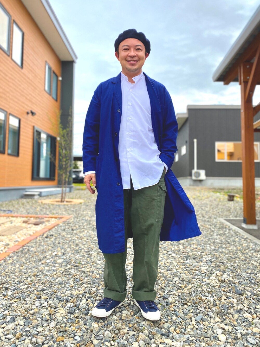 「ユーロワーク、春コーデ、春、春色、軍パン、カーゴパンツ、ミリタリー」｜「LAULHEREのLAULHERE BOWIER◇（ハンチング/ベレー帽、ブラック系）」を使った、古着チャンネル by ケントさん（メンズ・165cm）の春コーディネートの1枚目の写真