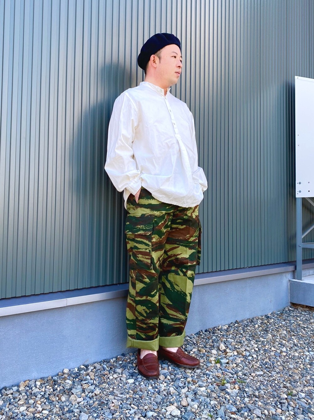 「m47、M-47、m47後期、迷彩、迷彩柄、春コーデ、軍パン、ミリタリー、ミリタリーパンツ」｜「LAULHEREのLAULHERE BOWIER◇（ハンチング/ベレー帽、ブラック系）」を使った、古着チャンネル by ケントさん（メンズ・165cm）の春コーディネートの1枚目の写真