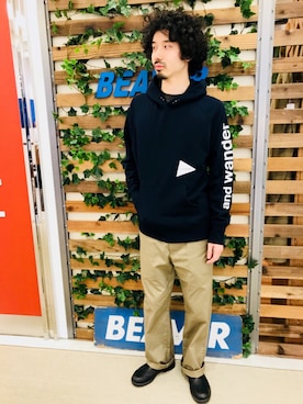 「and wander（アンドワンダー）のアイテム（パーカー）」を使った、OGAWAさん（メンズ・175cm）の冬コーディネート