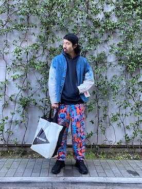「and wander（アンドワンダー）のアイテム（バッグ）」を使った、OGAWAさん（メンズ・175cm）の冬コーディネート