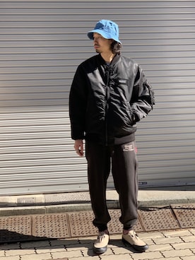 「MANASTASH（マナスタッシュ）のアイテム（MA-1）」を使った、OGAWAさん（メンズ・175cm）の冬コーディネート