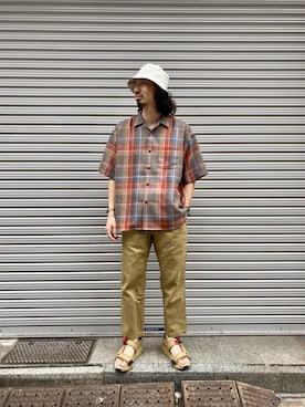 「MANASTASH（マナスタッシュ）のアイテム（チノパンツ）」を使った、OGAWAさん（メンズ・175cm）の春コーディネート