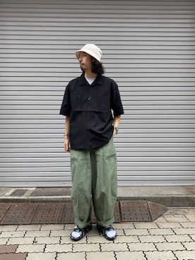 「Gramicci（グラミチ）のアイテム（トップス）」を使った、OGAWAさん（メンズ・175cm）の春コーディネート