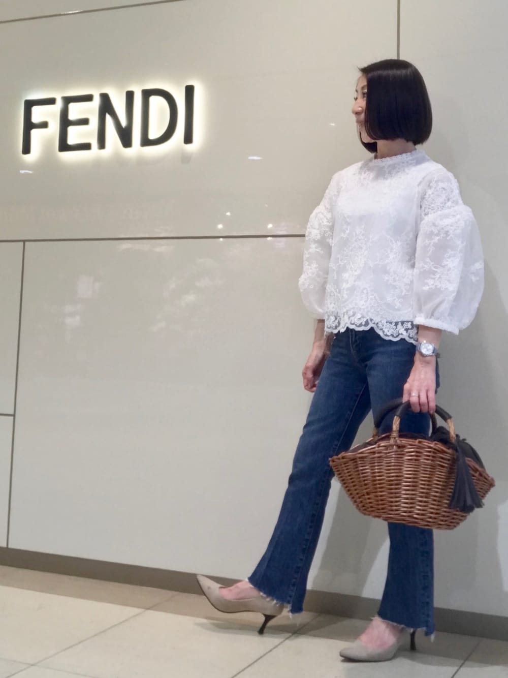 「PAGEBOYのアイテム（シャツ/ブラウス、ホワイト系）」を使った、バンビさん（レディース・155cm）の春コーディネートの1枚目の写真