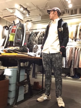 「Sweep!!（スウィープ）のアイテム」を使った、Toshiyukiさん（メンズ・181cm）の秋コーディネート