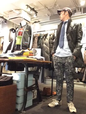 「samas（サマス）のアイテム」を使った、Toshiyukiさん（メンズ・181cm）の冬コーディネート