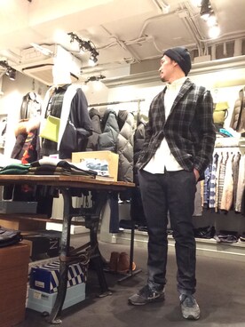 「CPH（シーピーエイチ）のアイテム（ニットキャップ/ビーニー）」を使った、Toshiyukiさん（メンズ・181cm）の冬コーディネート