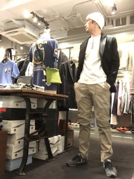 「CPH（シーピーエイチ）のアイテム（ニットキャップ/ビーニー）」を使った、Toshiyukiさん（メンズ・181cm）の春コーディネート