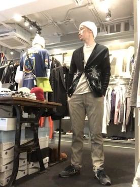 「CPH（シーピーエイチ）のアイテム（ニットキャップ/ビーニー）」を使った、Toshiyukiさん（メンズ・181cm）の春コーディネート