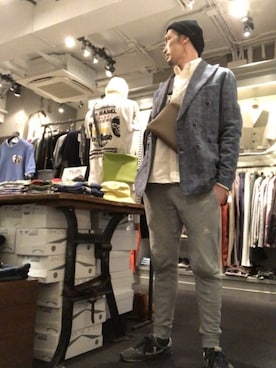 「CPH（シーピーエイチ）のアイテム（ニットキャップ/ビーニー）」を使った、Toshiyukiさん（メンズ・181cm）の春コーディネート