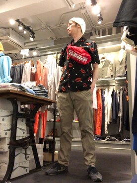 「CPH（シーピーエイチ）のアイテム（ニットキャップ/ビーニー）」を使った、Toshiyukiさん（メンズ・181cm）の春コーディネート