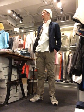 「CPH（シーピーエイチ）のアイテム（ニットキャップ/ビーニー）」を使った、Toshiyukiさん（メンズ・181cm）の春コーディネート