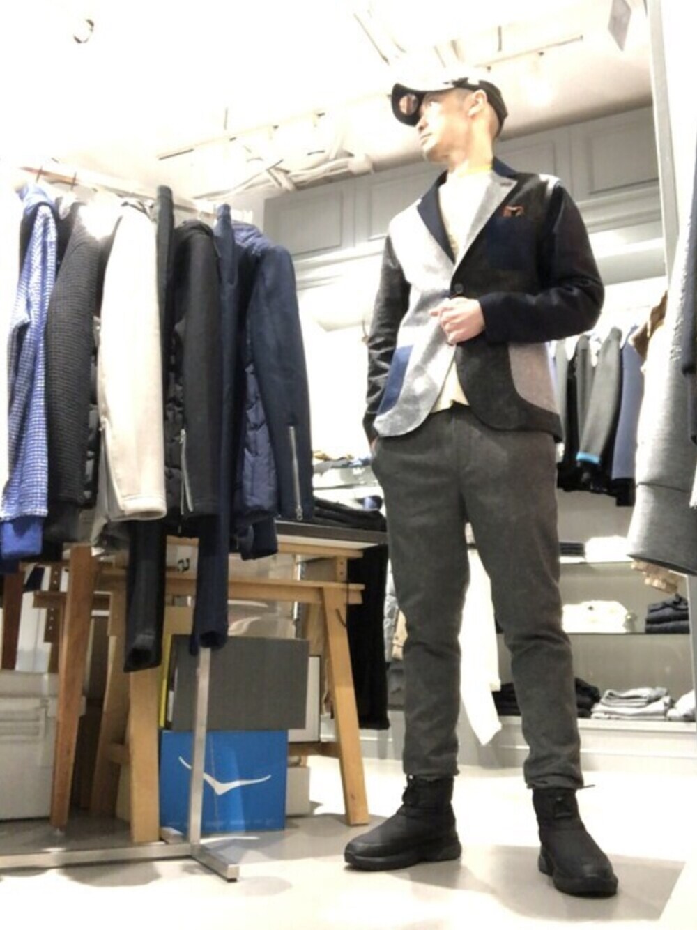 「今日のコーデ、シンプル、シンプルコーデ、オトナカジュアル、ラフ、キャップ、ジャケット、スラックス、ブーツ、年末WEAR感謝祭」｜「BOBのBOB/ボブ/クレイジージャケット（テーラードジャケット、その他）」を使った、Toshiyukiさん（メンズ・181cm）の冬コーディネートの1枚目の写真