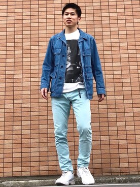 「AZUL by moussy（アズールバイマウジー）のアイテム（チノパンツ）」を使った、オレンジさん（メンズ・169cm）の春コーディネート