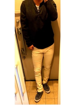「improves（インプローブス）のアイテム（チノパンツ）」を使った、TKSさん（メンズ・174cm）の春コーディネート