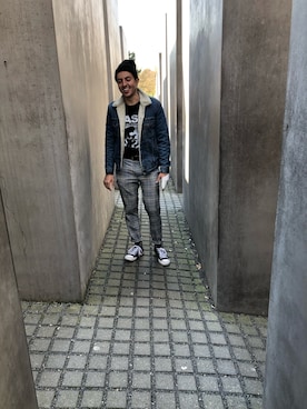 「travel」｜「アイテム（帽子）」を使った、Luigi Gonzalezさん（メンズ・170cm）の夏コーディネート