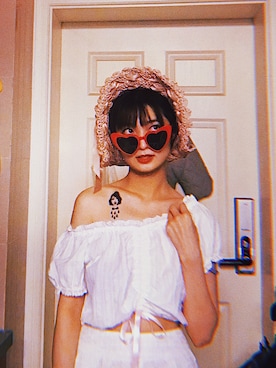 「VINTAGE（ヴィンテージ）のアイテム（チューブトップ）」を使った、金桔さん（レディース・163cm）の春コーディネート