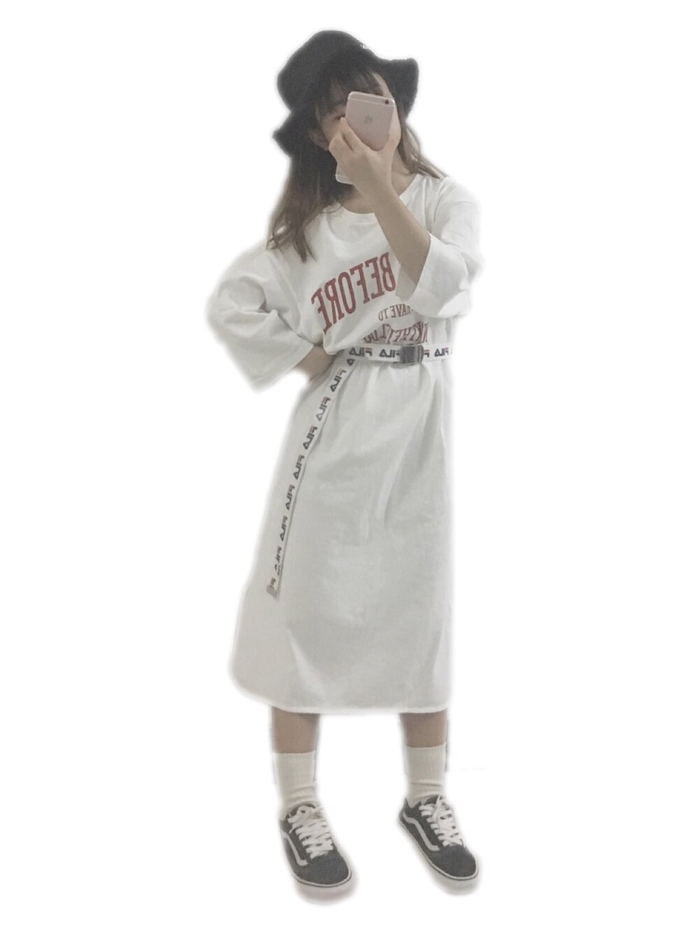 「niko and ...、FILA、WEGO」｜「niko and...の綿空紡ロゴカットロングワンピース【niko and ...】（ワンピース、ホワイト系）」を使った、momokooさん（レディース・155cm）の秋コーディネートの1枚目の写真