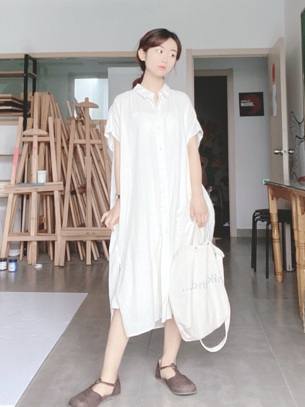 「UNIQLO、niko and ...、Daniel Wellington、Soulberry」｜「UNIQLOのリネンブレンドロングシャツ（半袖）（シャツ/ブラウス、ホワイト系）」を使った、momokooさん（レディース・155cm）の夏コーディネートの1枚目の写真