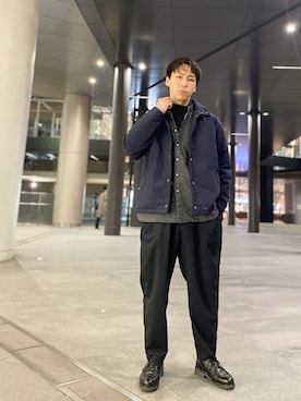 「アイテム（ダウンジャケット/コート、ブルー系）」を使った、一谷さん（メンズ・174cm）の冬コーディネート
